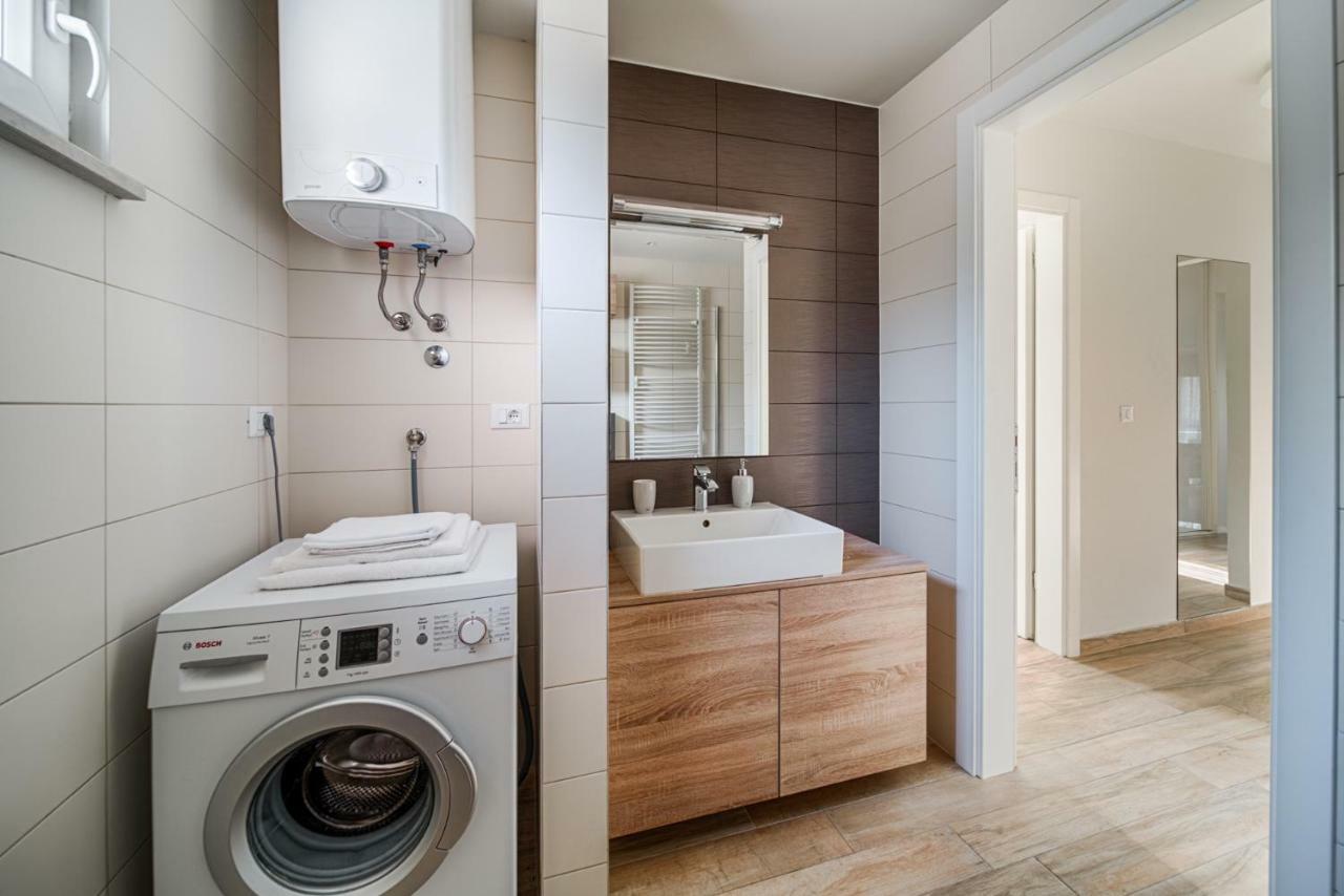 Apartment Rova マリンスカ エクステリア 写真