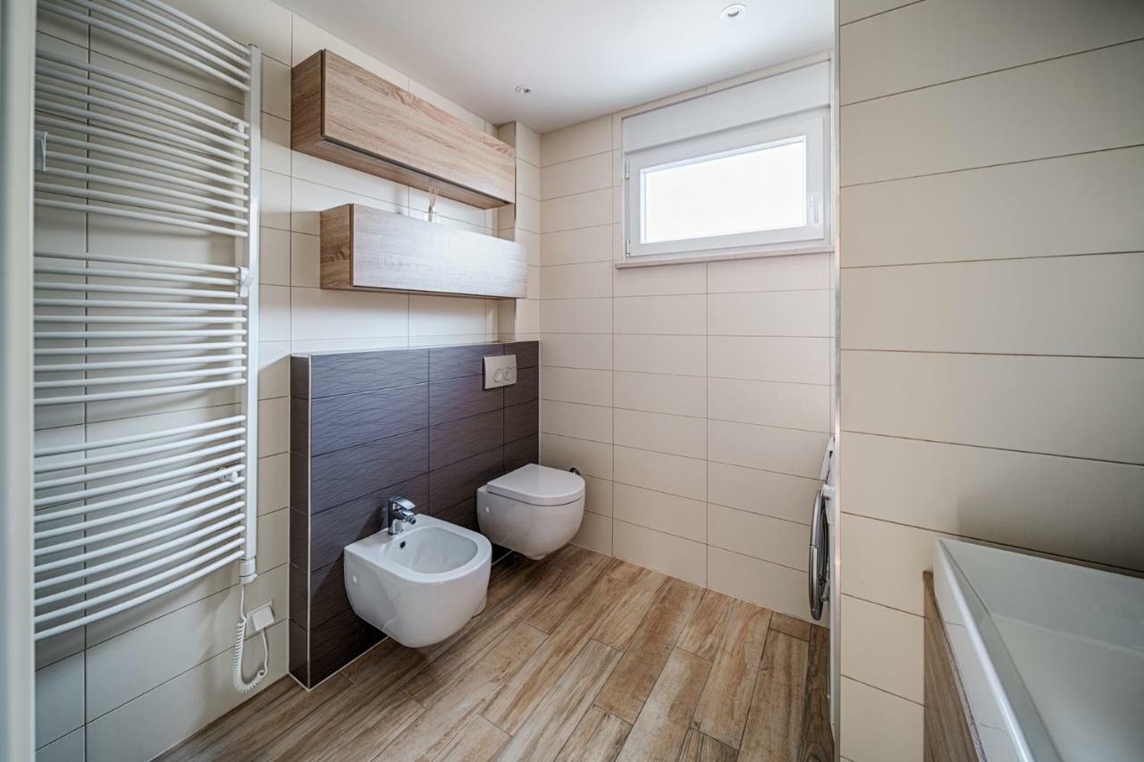 Apartment Rova マリンスカ エクステリア 写真